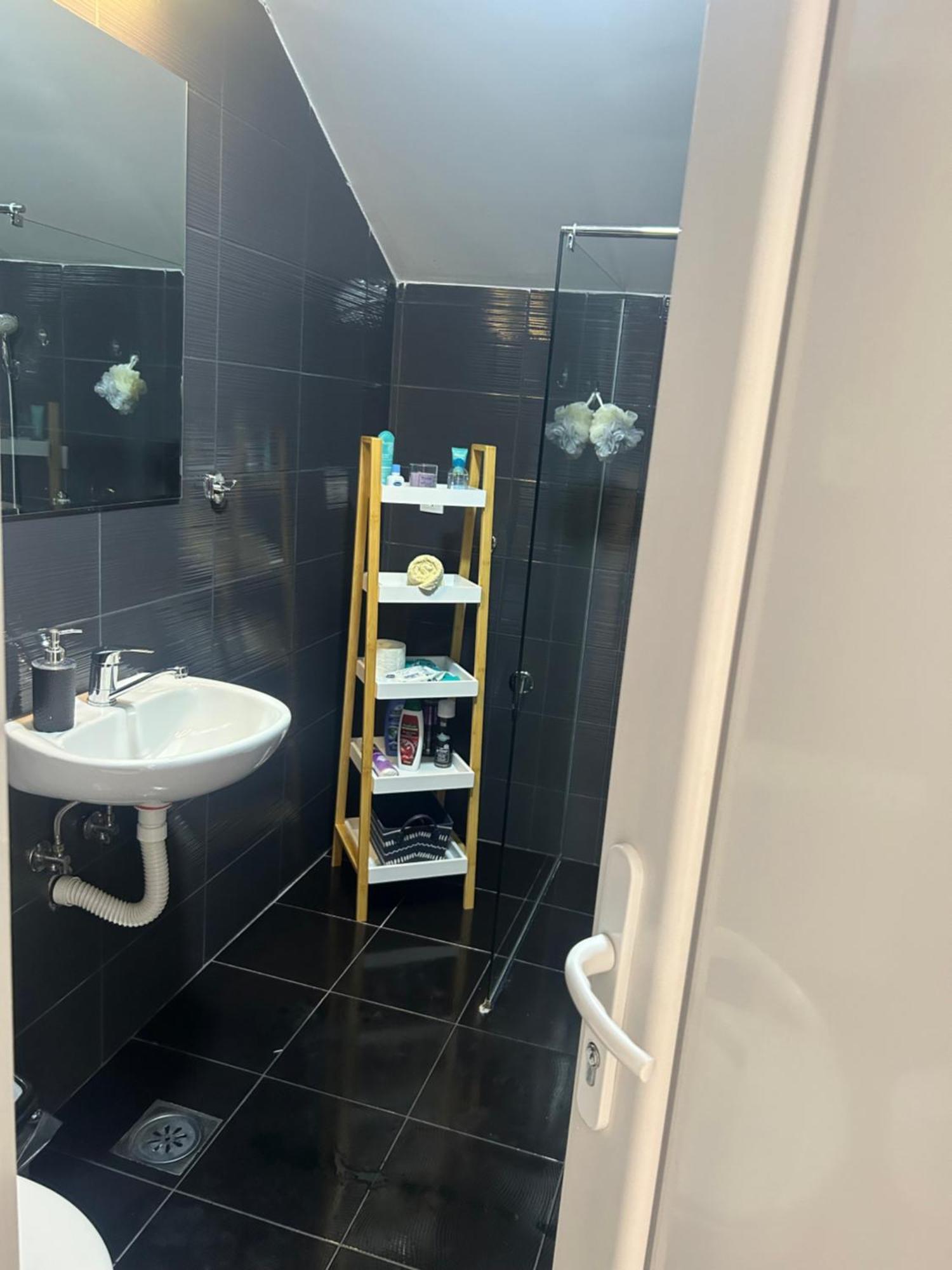 Apartman Diamond Lux Surcin Екстер'єр фото